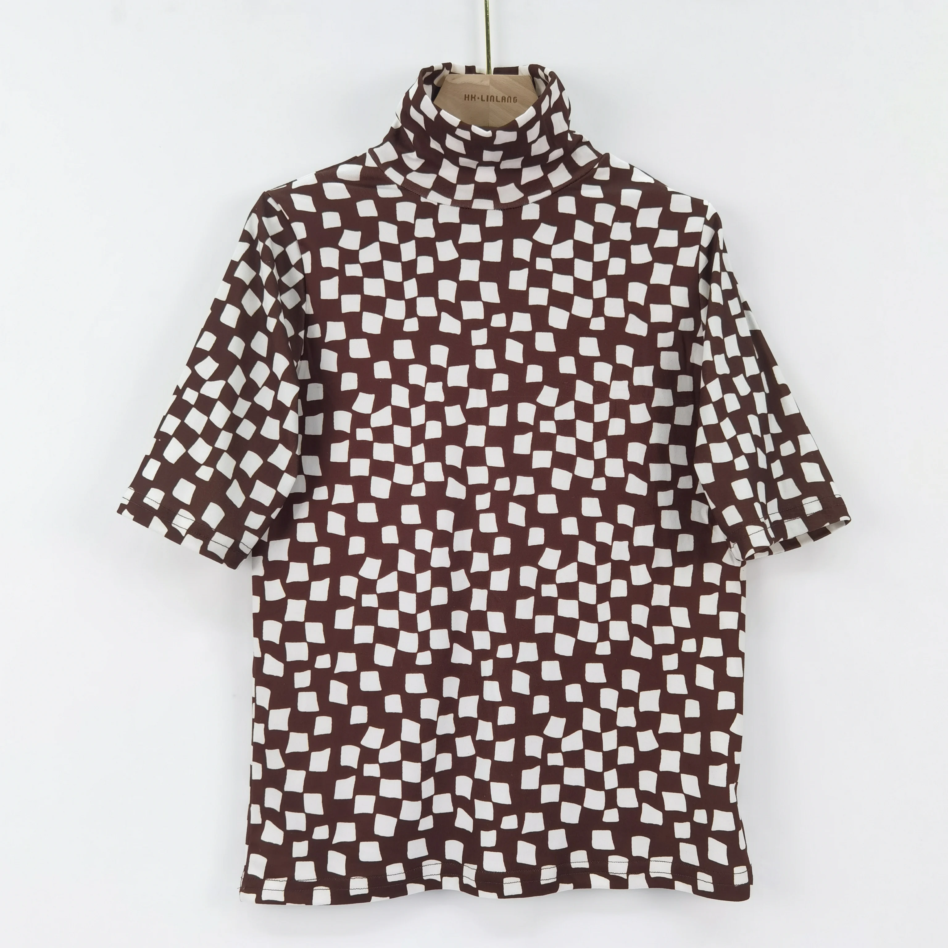 2021 women's new spring and autumn half high collar base tops Warm short sleeves casual t-shirt women, Brown, black, custom made
2021 women's new spring and autumn half high collar base tops Warm short sleeves casual t-shirt women, Brown, black, custom made