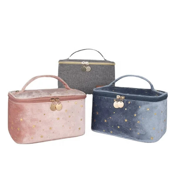 Wholesale Portable Velvet Star Bronzing Travel Cosmetic Wash Bag Custom Makeup Boxes
Wholesale Portable Velvet Star Bronzing Travel Cosmetic Wash Bag Custom Makeup Boxes