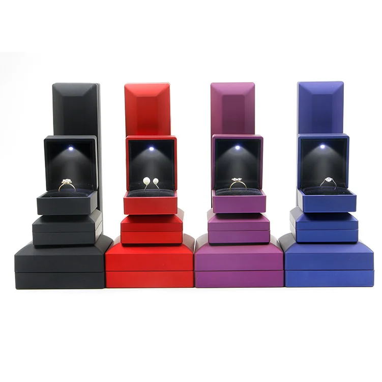 2021 new design led light jewelry packaging box Necklace With Blue Light Ring Bracelet Packaging Box Jewelry Led
2021 new design led light jewelry packaging box Necklace With Blue Light Ring Bracelet Packaging Box Jewelry Led