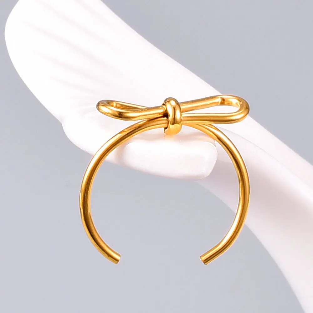 Custom Design Stainless Steel Adjustable Rings Real Gold Plated Butterfly Knot Bow Knot Open Rings For College Gift
Custom Design Stainless Steel Adjustable Rings Real Gold Plated Butterfly Knot Bow Knot Open Rings For College Gift