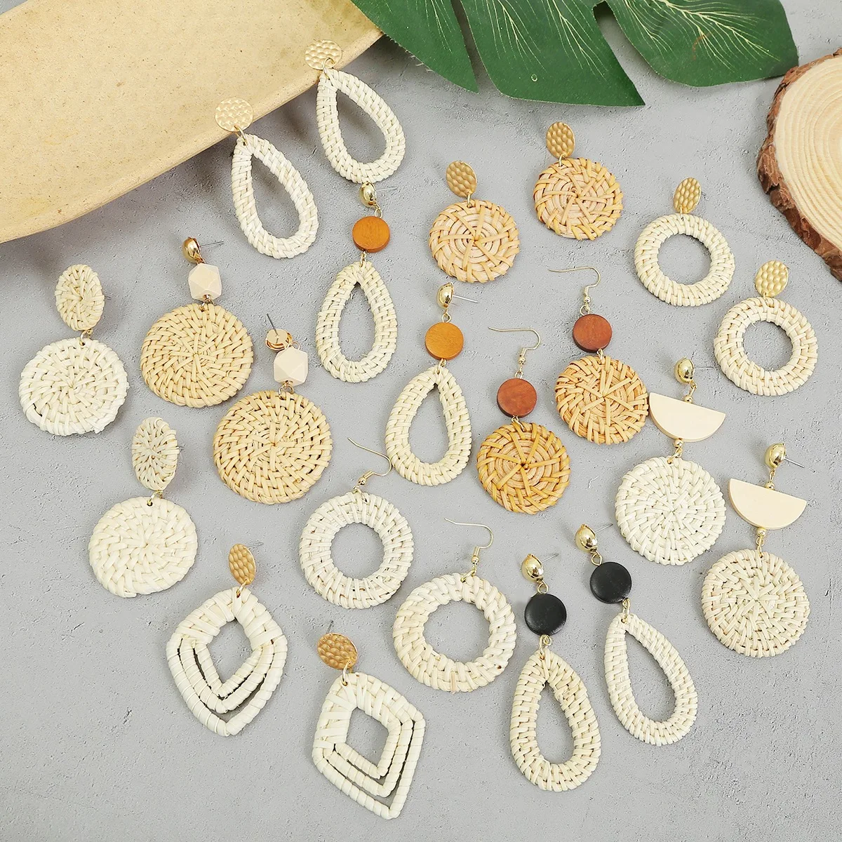 Handmade Wooden Weave Bamboo Hoop Earrings Korea Rattan Earrings Geometric Rattan Earrings For Women Birthday Party Gift
Handmade Wooden Weave Bamboo Hoop Earrings Korea Rattan Earrings Geometric Rattan Earrings For Women Birthday Party Gift