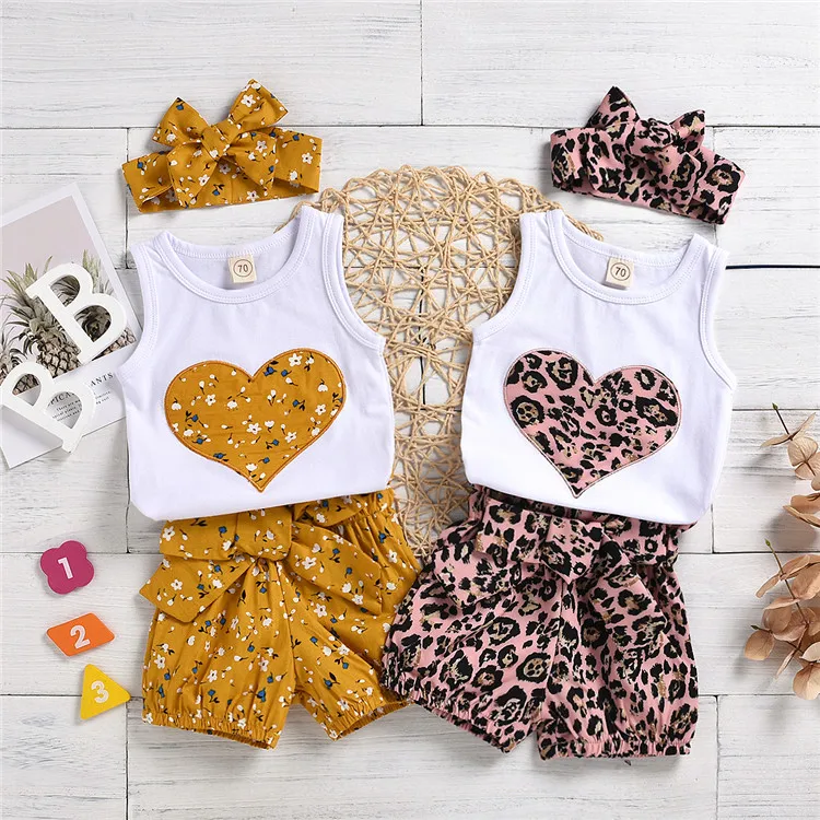 2020 new style baby girls outfits summer sleeveless love design 3pcs little girl clothing baby girl boutique clothing sets
2020 new style baby girls outfits summer sleeveless love design 3pcs little girl clothing baby girl boutique clothing sets