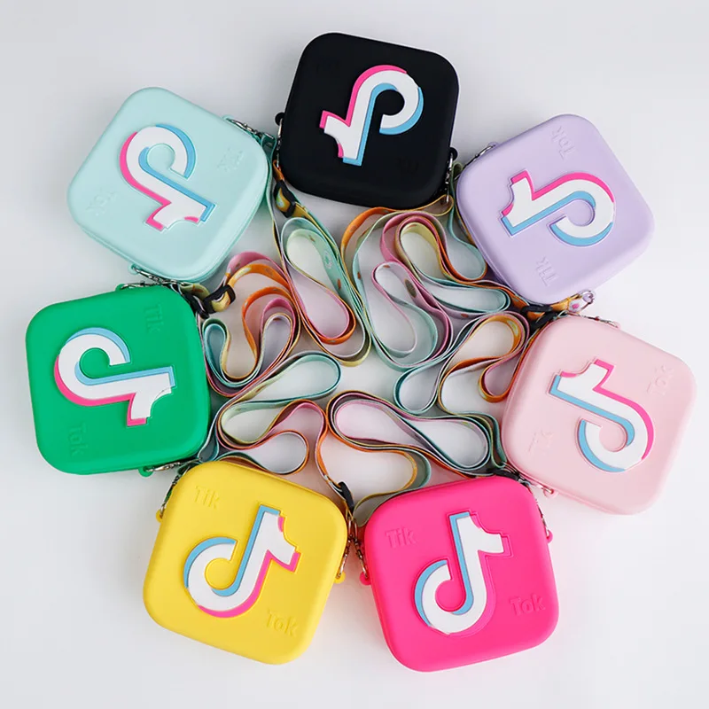 INS fashion girls sling bags cute kids shoulder crossbody messenger bags vibrato lipstick bag square silicone coin purse, Lot of color
INS fashion girls sling bags cute kids shoulder crossbody messenger bags vibrato lipstick bag square silicone coin purse, Lot of color