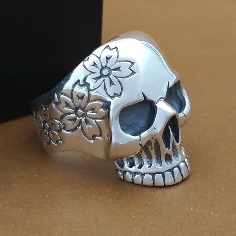 S925 Sterling Silver Skull Ring for Men Handmade Retro Punk Rock Personality Ring Men Flower Skull Ring
S925 Sterling Silver Skull Ring for Men Handmade Retro Punk Rock Personality Ring Men Flower Skull Ring