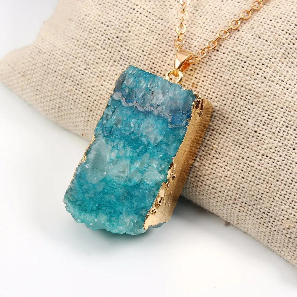2022 Women Jewelry Gold Plated Irregular Real Druzy Stone Pendant Necklace Green Rectangular Crystal Druzy Pendant Necklace
2022 Women Jewelry Gold Plated Irregular Real Druzy Stone Pendant Necklace Green Rectangular Crystal Druzy Pendant Necklace