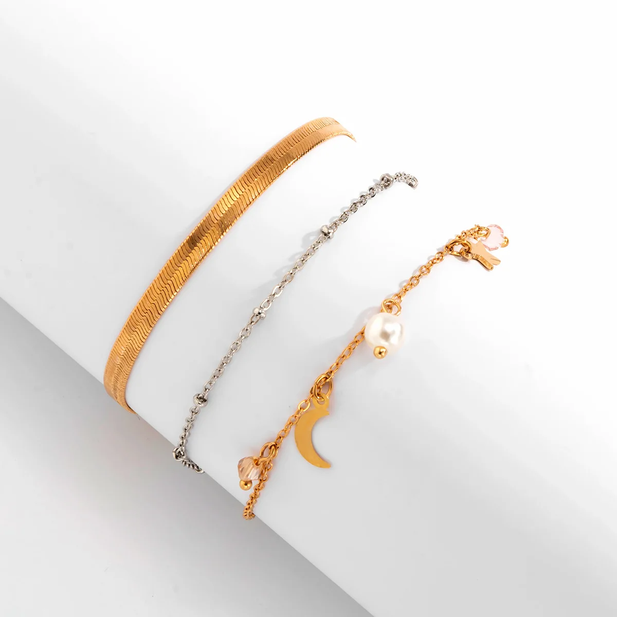 Feminine Simple Fashion Mixed Color Star Moon Bracelet Imitation Pearl Flat Snake Bone Hand Jewelry
Feminine Simple Fashion Mixed Color Star Moon Bracelet Imitation Pearl Flat Snake Bone Hand Jewelry
