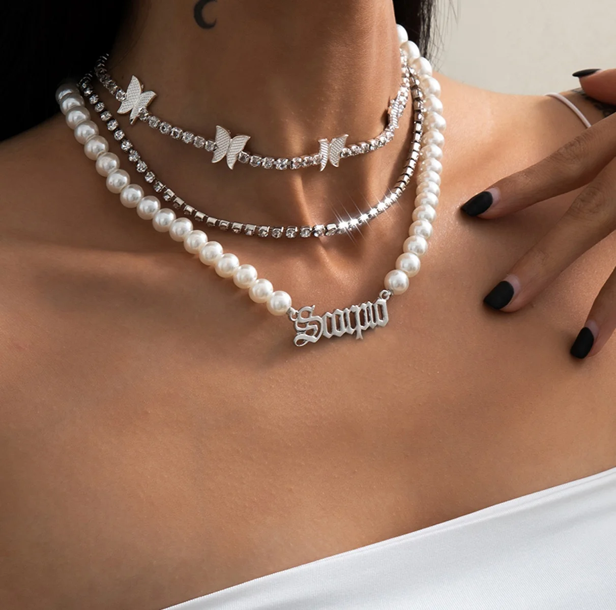 Fashion Pearl Butterfly Pendant Necklace Tennis Chain Gold Color Necklaces Multilayered Iced Out Choker Necklace Women Jewelry, Picture shows
Fashion Pearl Butterfly Pendant Necklace Tennis Chain Gold Color Necklaces Multilayered Iced Out Choker Necklace Women Jewelry, Picture shows