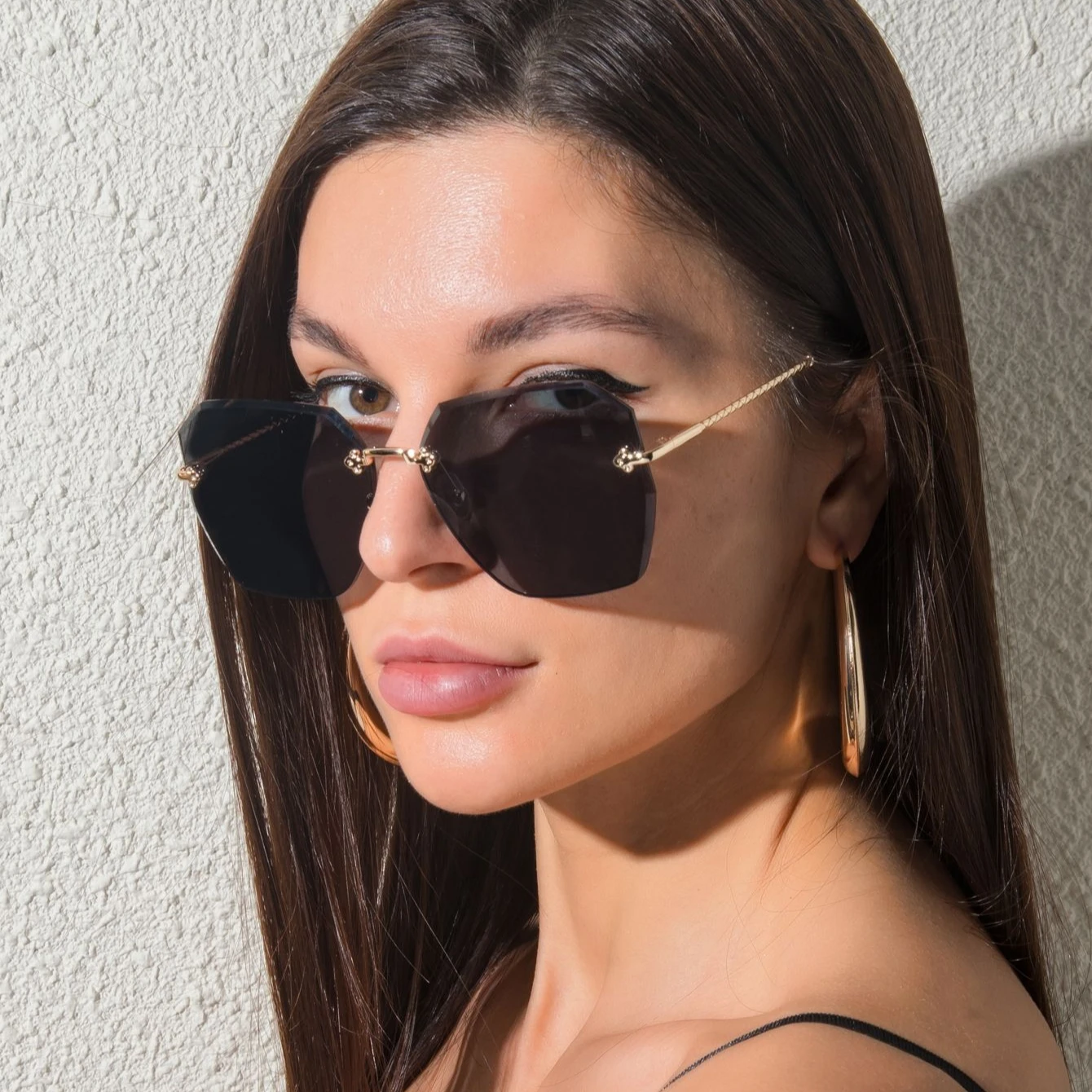 2021 Fashion Rimless sunglasses Ladies Trendy UV400 Women Sunglasses For Fashion Show Style, 5 colors
2021 Fashion Rimless sunglasses Ladies Trendy UV400 Women Sunglasses For Fashion Show Style, 5 colors