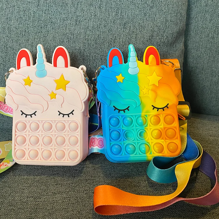Hot Sale unicorn Plastic Shape Pvc kids Hand Bags Jelly Purses and Handbags For Women 
Hot Sale unicorn Plastic Shape Pvc kids Hand Bags Jelly Purses and Handbags For Women