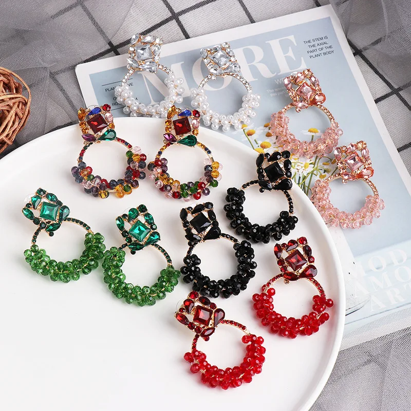 New Design Delicate Fashion Full Clear Crystal Rhinestone Hollow Round Circle Pendant Earrings Diamond Round Drop Earrings
New Design Delicate Fashion Full Clear Crystal Rhinestone Hollow Round Circle Pendant Earrings Diamond Round Drop Earrings