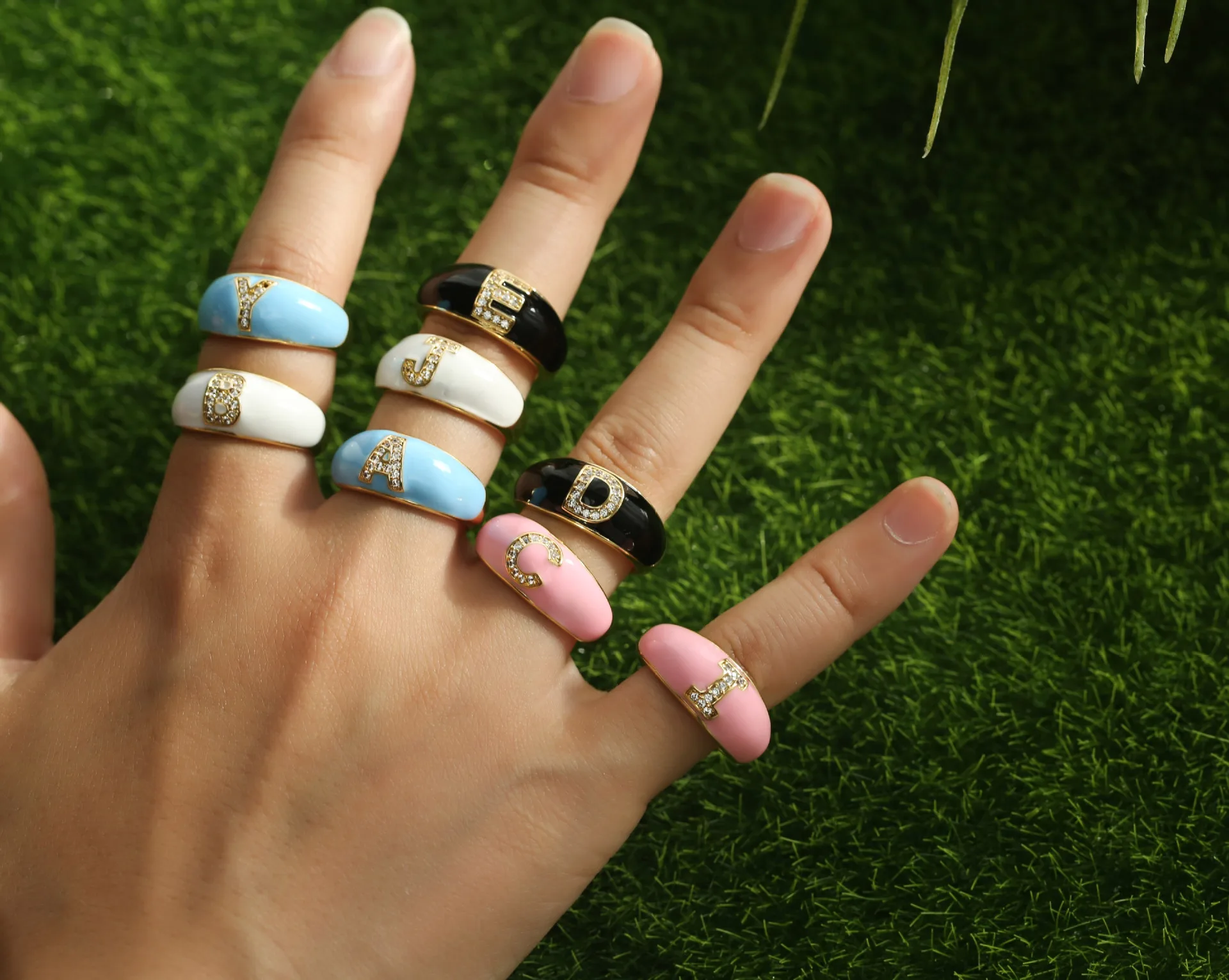 New Fashion Enamel CZ Initials Alphabet Diy Name Rings For Women Classic Jewelry Engagement Letter Rings, Picture shows
New Fashion Enamel CZ Initials Alphabet Diy Name Rings For Women Classic Jewelry Engagement Letter Rings, Picture shows