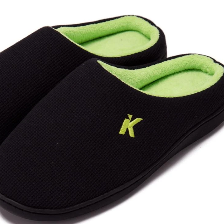 2020 high quality memory foam SBR men slippers anti-slippery indoors warm winter sandals mules
2020 high quality memory foam SBR men slippers anti-slippery indoors warm winter sandals mules