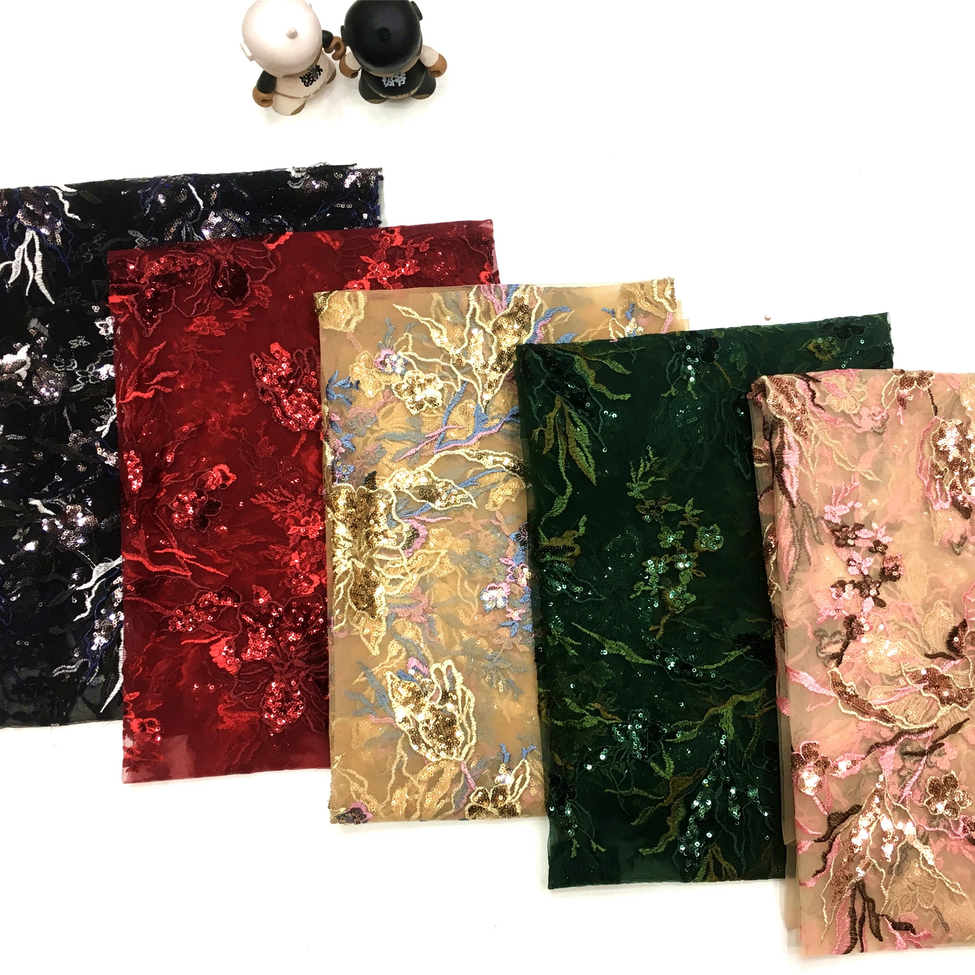 2019 new fashion flat colorful sequin mesh fabric embroidery colorful shimmer sequin wall panel 
2019 new fashion flat colorful sequin mesh fabric embroidery colorful shimmer sequin wall panel