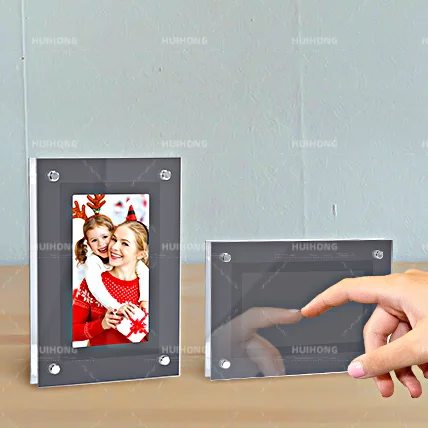 The world's first Mirror surface light luxury home furnishings electronic picture Acrylic digital video photo frame
The world's first Mirror surface light luxury home furnishings electronic picture Acrylic digital video photo frame