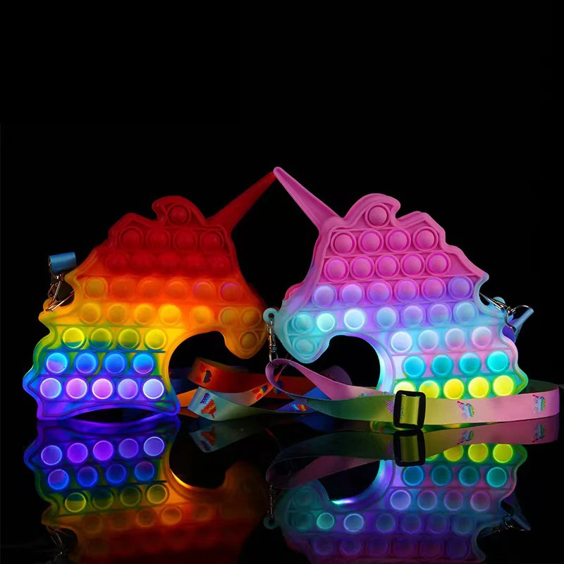 EE564 Rainbow LED Unicorn Bags with Strap Push Bubble Toys Macaron Girls Kids Handbag Stress Relief Simple Fidget Bags Toys
EE564 Rainbow LED Unicorn Bags with Strap Push Bubble Toys Macaron Girls Kids Handbag Stress Relief Simple Fidget Bags Toys
