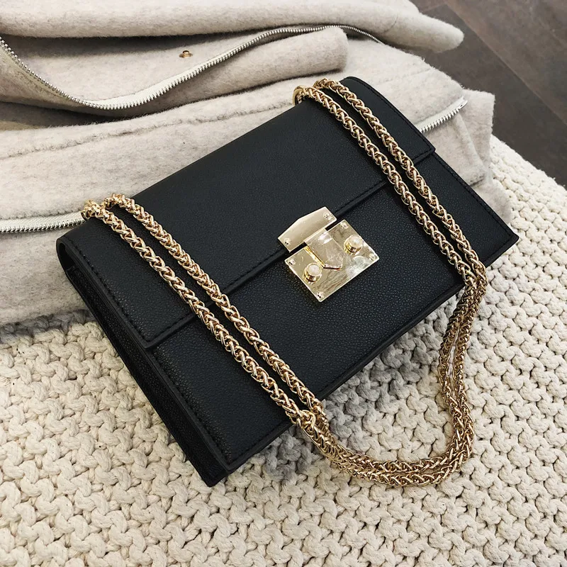 2022 Lock Chain Shoulder Messenger bags Elegant Female Small Square Bag leather bags women handbag ladies, Black,red
2022 Lock Chain Shoulder Messenger bags Elegant Female Small Square Bag leather bags women handbag ladies, Black,red
