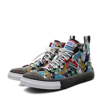 Graffiti Style High Top Sneakers Men Breathable Fashion Vulcanize Shoes Male Lace Up Shoes Trainers Hombre Canvas Shoes
Graffiti Style High Top Sneakers Men Breathable Fashion Vulcanize Shoes Male Lace Up Shoes Trainers Hombre Canvas Shoes