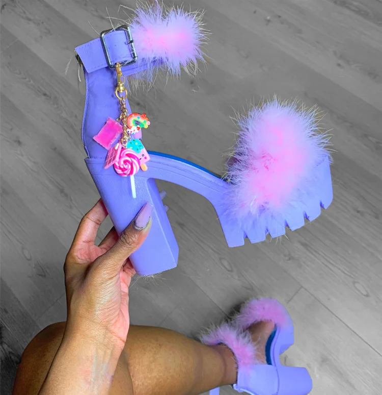 Drop Shipping 2021 New Arrival women Plush Fur Slippers High Heel Female High platform Sandals Thick Heel Dress Shoes, Leopard,rain bow
Drop Shipping 2021 New Arrival women Plush Fur Slippers High Heel Female High platform Sandals Thick Heel Dress Shoes, Leopard,rain bow
