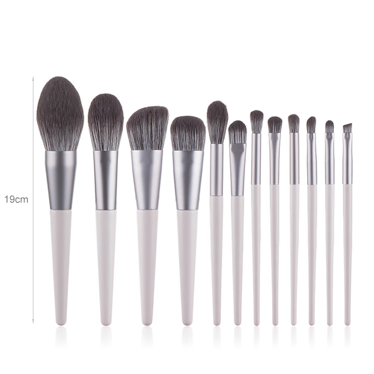Haokey New Style Soft Bronze Hair Smooth Wood Handle No Logo Private Label Makeup Brush Set With Gray Pu Bag
Haokey New Style Soft Bronze Hair Smooth Wood Handle No Logo Private Label Makeup Brush Set With Gray Pu Bag