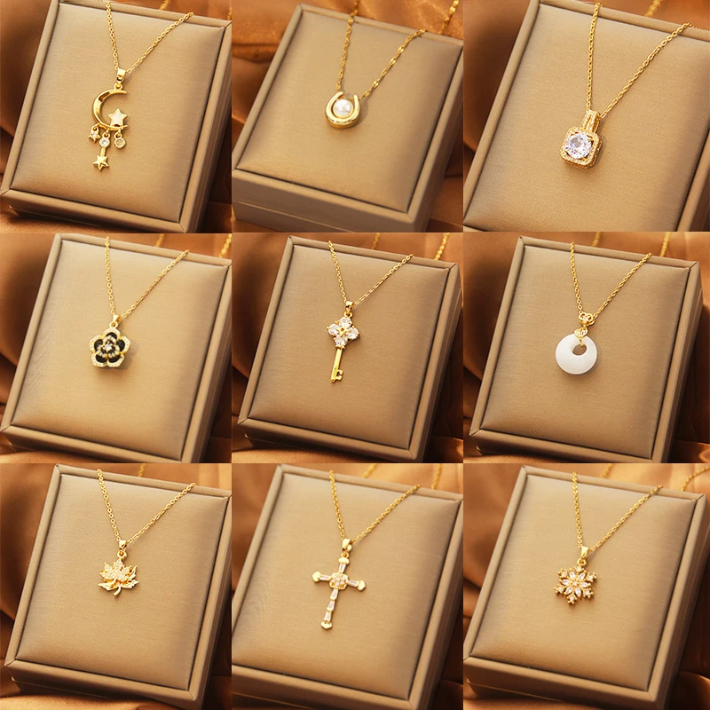 18K Gold Luxury Women Cubic Zirconia Flower Cross Key Maple Leaf Pendant Exquisite Stainless Steel Collar Chain Necklace
18K Gold Luxury Women Cubic Zirconia Flower Cross Key Maple Leaf Pendant Exquisite Stainless Steel Collar Chain Necklace