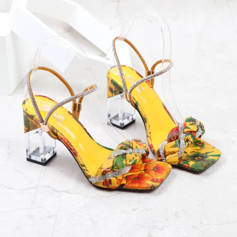 2021 New Fashion Ladies heel Open toe slides Clear Chunky Pumps Block Heels Sandals slippers, Customized color
2021 New Fashion Ladies heel Open toe slides Clear Chunky Pumps Block Heels Sandals slippers, Customized color