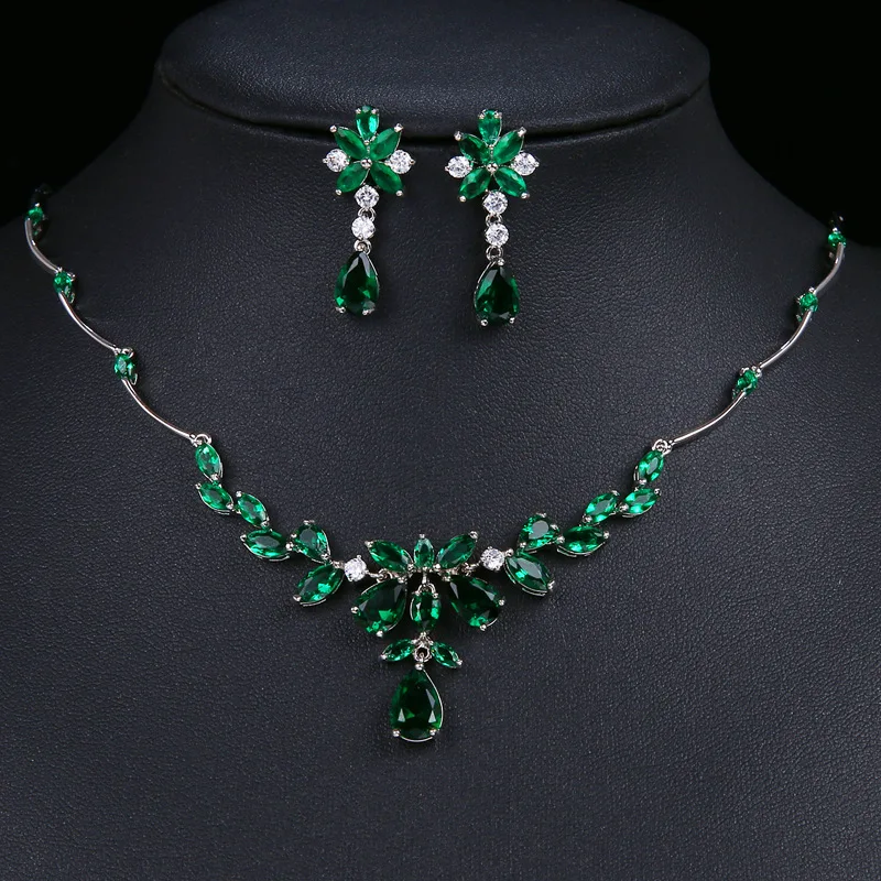 Wedding Bridal Or Bridesmaid'S Necklace And Earrings Set Zircon Stone Flower Shape Leaf Earrings Necklace Set
Wedding Bridal Or Bridesmaid'S Necklace And Earrings Set Zircon Stone Flower Shape Leaf Earrings Necklace Set