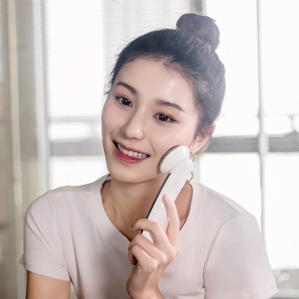 China Manufacturer Factory Wholesale Anti Ageing Face Beauty Equipment for Home Use Facial Skin Personal Care
China Manufacturer Factory Wholesale Anti Ageing Face Beauty Equipment for Home Use Facial Skin Personal Care