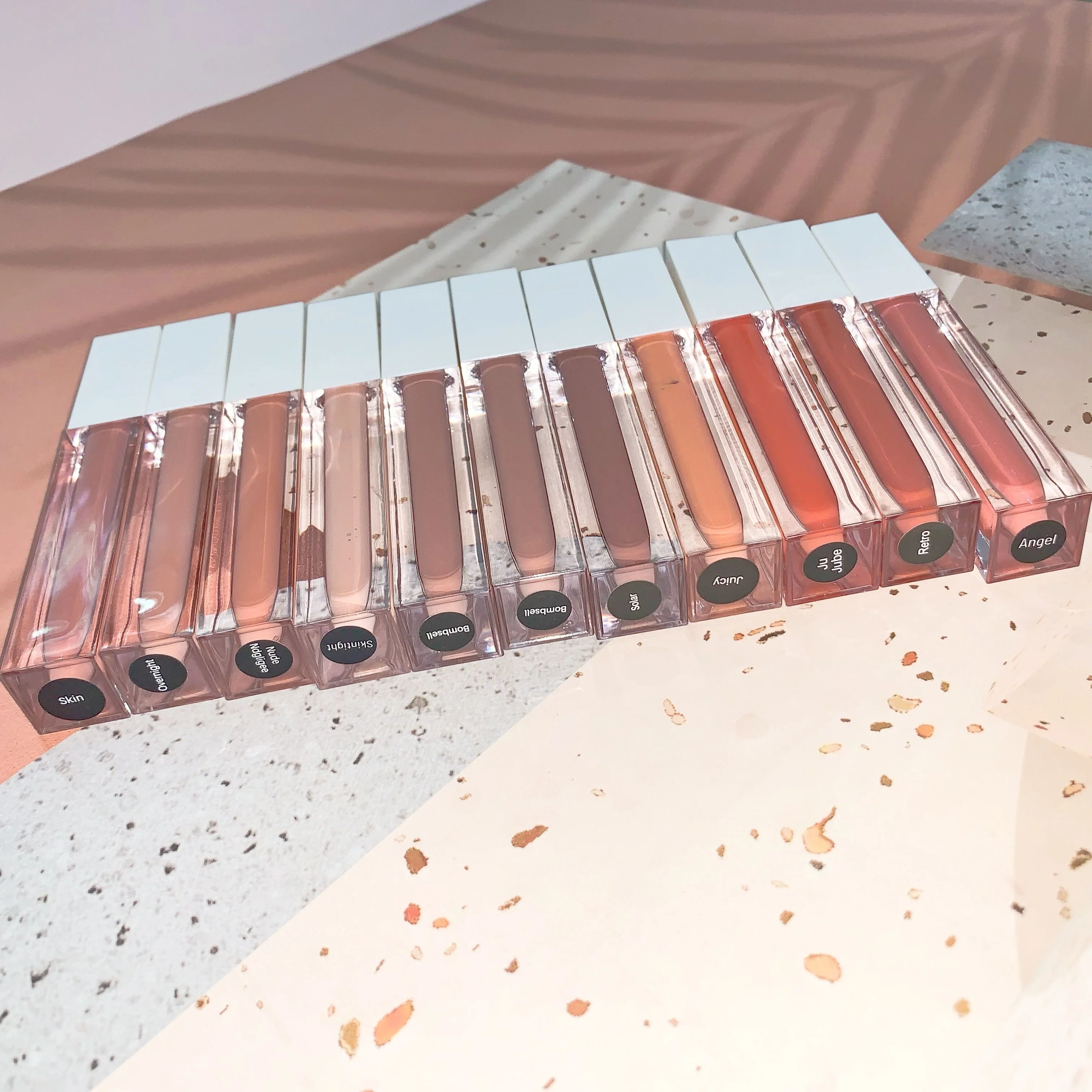 2021 best sale high quality wholesale bulk lip gloss lipstick shiny lipgloss pigment private label lipgloss
2021 best sale high quality wholesale bulk lip gloss lipstick shiny lipgloss pigment private label lipgloss