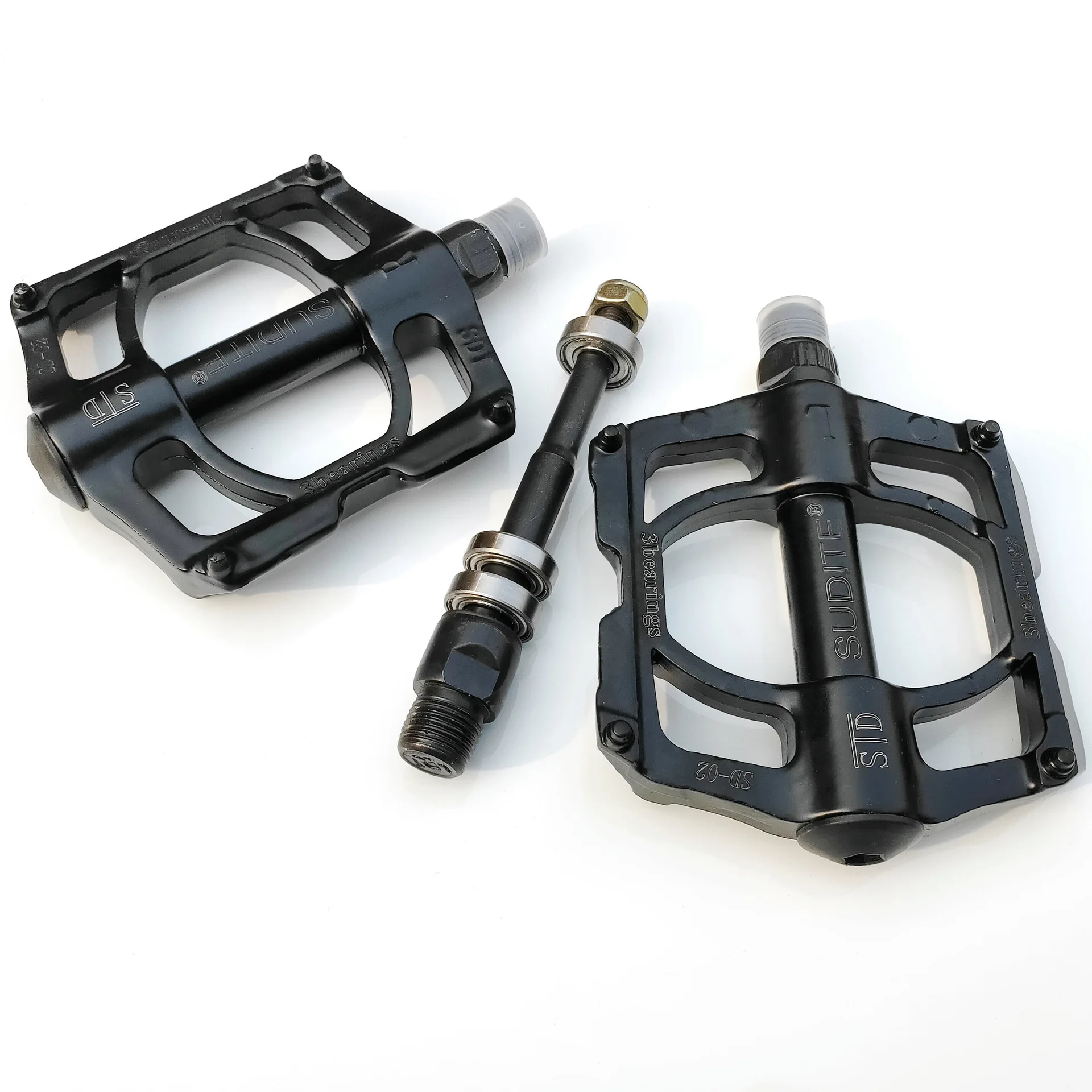 Hhot Sale Bicycle Parts Durable Road Pedal Bike Aluminum Alloy Bicycle Foot Pedal MTB Mountain City Bike Pedal, Black silver
Hhot Sale Bicycle Parts Durable Road Pedal Bike Aluminum Alloy Bicycle Foot Pedal MTB Mountain City Bike Pedal, Black silver