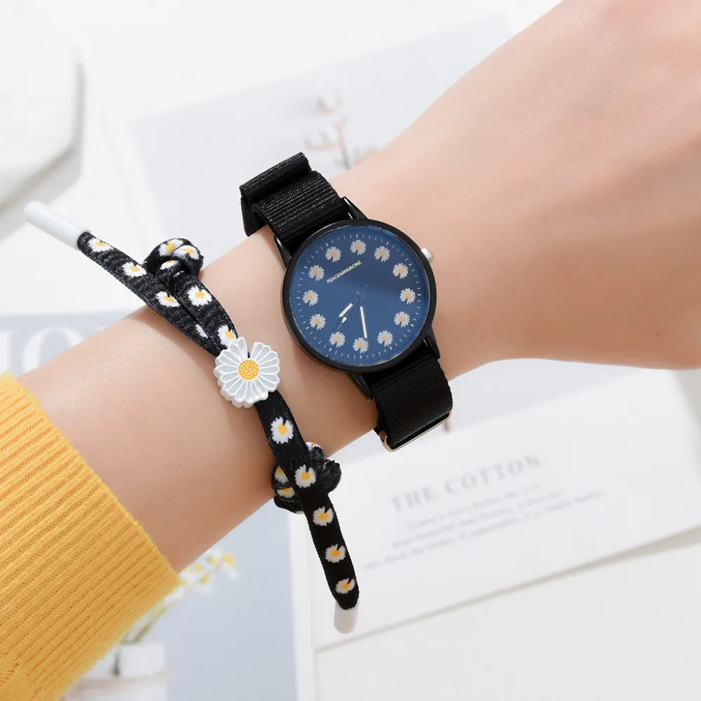 Fashion Daisy Flowers Nylon Band Watches For Women Casual Analog Quartz Wristwatches Women Watches Ladies Clock Relogio Feminino
Fashion Daisy Flowers Nylon Band Watches For Women Casual Analog Quartz Wristwatches Women Watches Ladies Clock Relogio Feminino