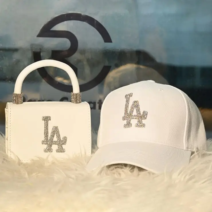 2021 new High quality la handbag set designer handbags famous brands LA purses and hat set, Customizable
2021 new High quality la handbag set designer handbags famous brands LA purses and hat set, Customizable