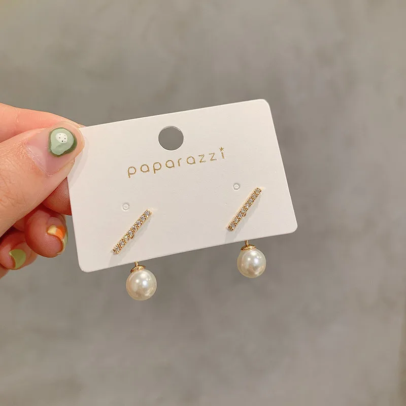 925 Sterling Silver Post Crystal Zircon Bar Earrings Vintage Baroque Round Pearl Ball Earrings for Women Bridal
925 Sterling Silver Post Crystal Zircon Bar Earrings Vintage Baroque Round Pearl Ball Earrings for Women Bridal