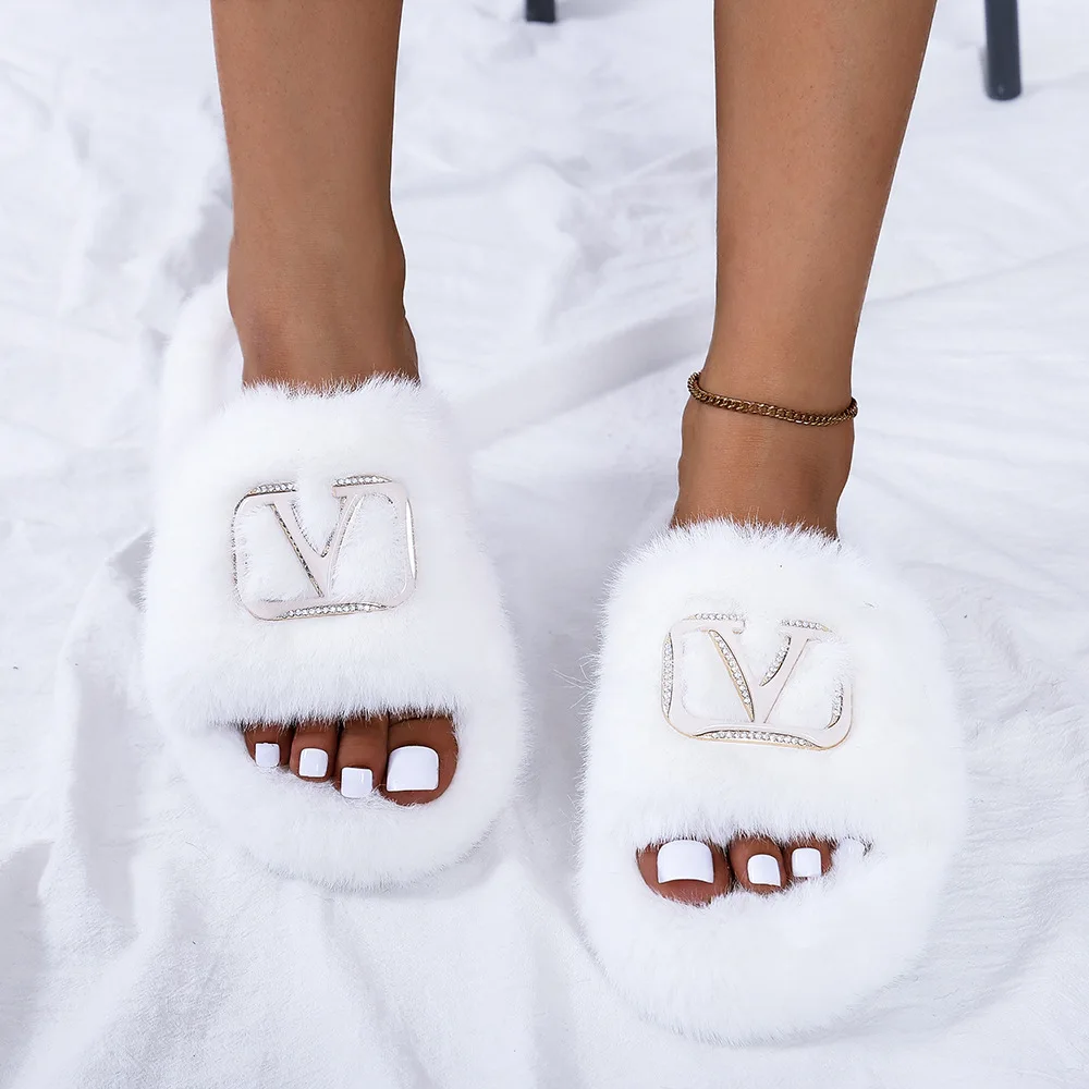 Woolen Sheep Wool Fur House Slides Slippers Slides Famous Brand Luxury Indoors Outdoor Winter for Woman Fashion Leather Summer, Black
Woolen Sheep Wool Fur House Slides Slippers Slides Famous Brand Luxury Indoors Outdoor Winter for Woman Fashion Leather Summer, Black
