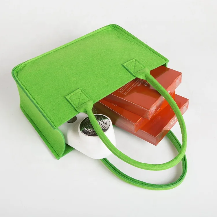 Laundry clothes storage bag tote bag non-woven fabric 9.05*4.72*9.05in opening green stripe pattern double handles free custom
Laundry clothes storage bag tote bag non-woven fabric 9.05*4.72*9.05in opening green stripe pattern double handles free custom