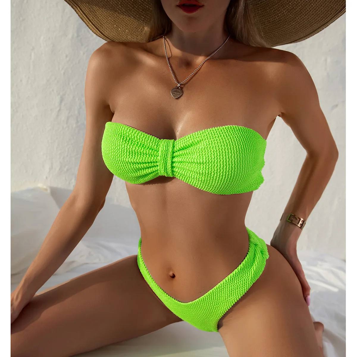 Bikinis 2022 Sexy High Cut Swimwear Bow Crop Top Beach Bathing Two Pieces Swim Suits Women Bikini Set
Bikinis 2022 Sexy High Cut Swimwear Bow Crop Top Beach Bathing Two Pieces Swim Suits Women Bikini Set