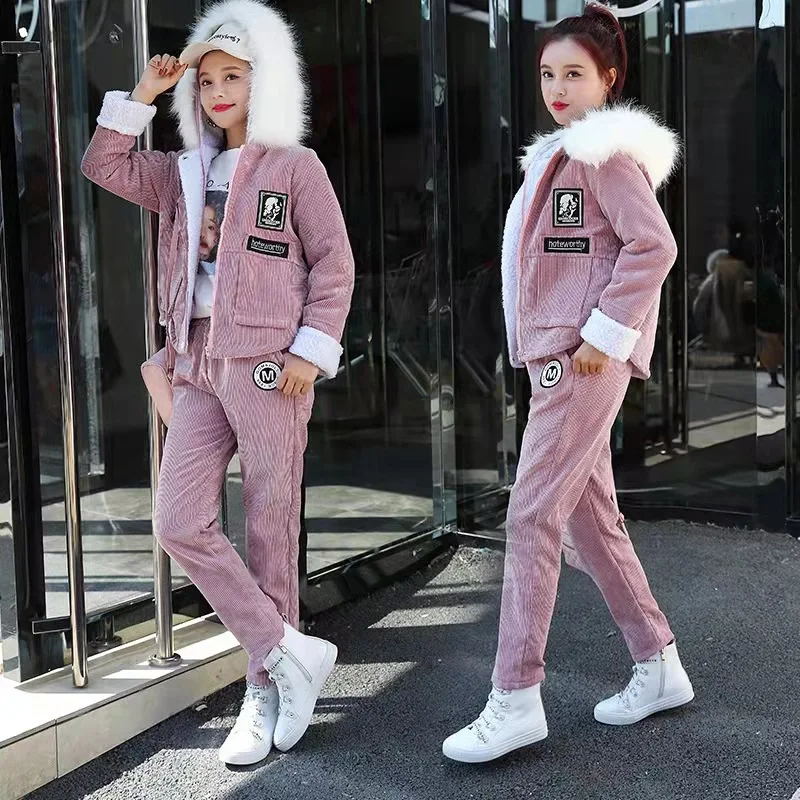 Fashion 2 piece set warm winter women lamb velvet plus velvet thick fur collar women's sets windproof suit casual cotton clothe
Fashion 2 piece set warm winter women lamb velvet plus velvet thick fur collar women's sets windproof suit casual cotton clothe