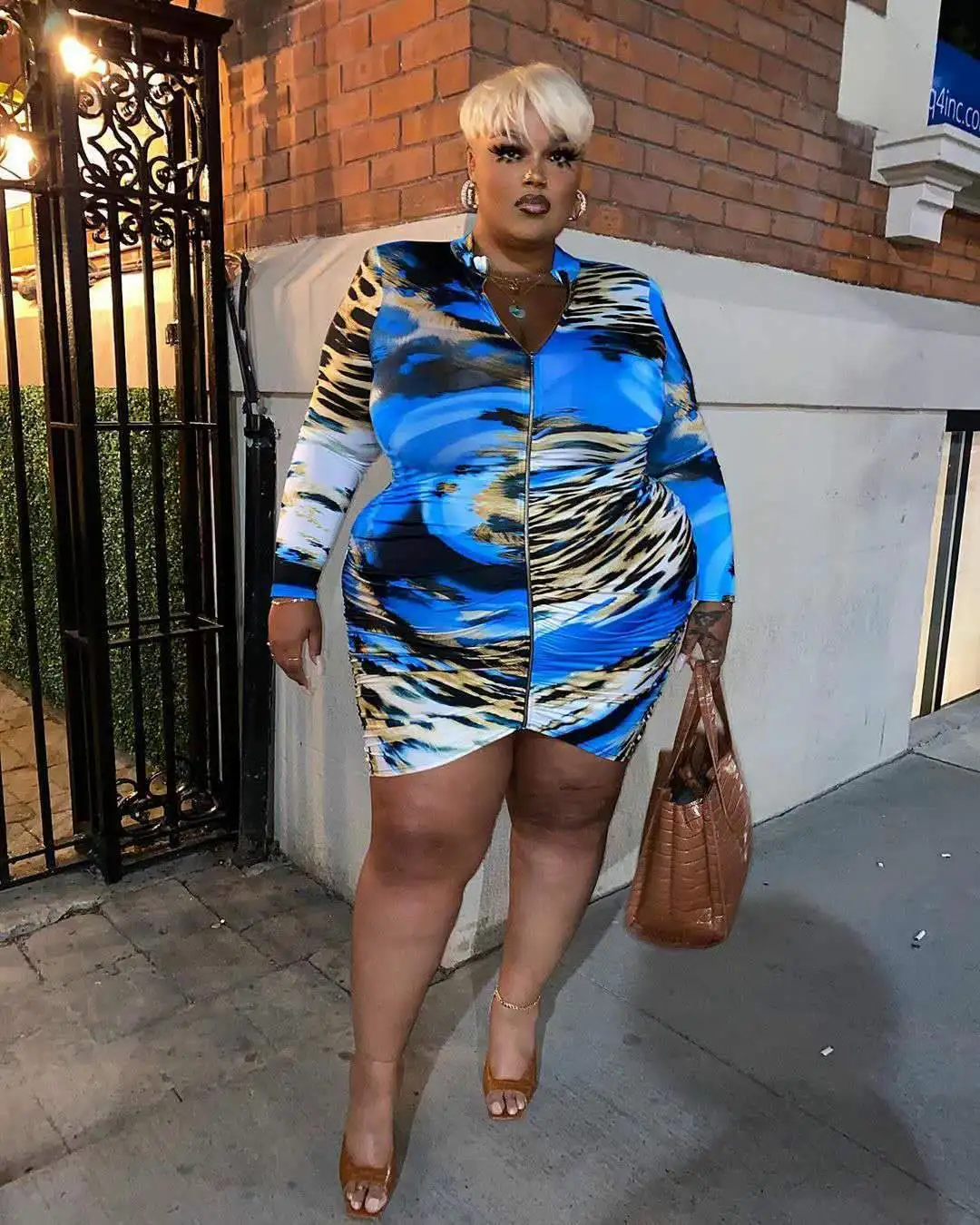 2020 autumn women clothing sexy tie dye plus size dress women long sleeve dress casual, Picture
2020 autumn women clothing sexy tie dye plus size dress women long sleeve dress casual, Picture