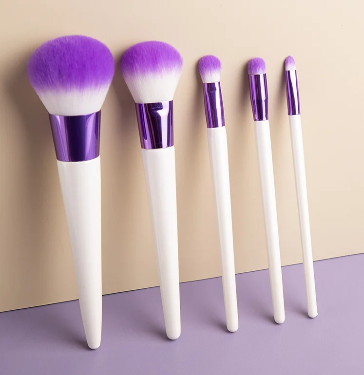 Beauty Tools Makeup Brushes Make-up Brush Set Cute Makeup Brush Set, Glitter spray, uv coating
Beauty Tools Makeup Brushes Make-up Brush Set Cute Makeup Brush Set, Glitter spray, uv coating