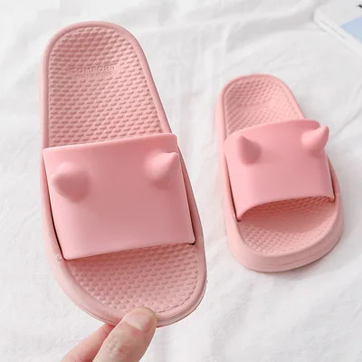 Indoor non-slip soft sole bath parent-child girl child household baby slippers, As picture
Indoor non-slip soft sole bath parent-child girl child household baby slippers, As picture