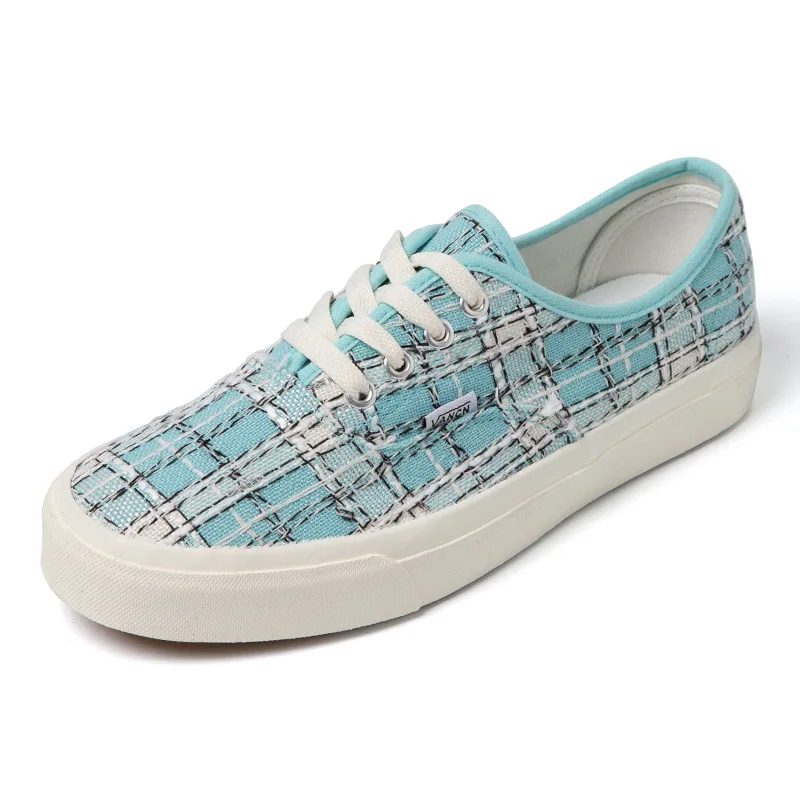 OEM shoes non slip lace up cloth shoes trend versatile flat bottom comfortable mens walking shoes, As picture,or custom
OEM shoes non slip lace up cloth shoes trend versatile flat bottom comfortable mens walking shoes, As picture,or custom
