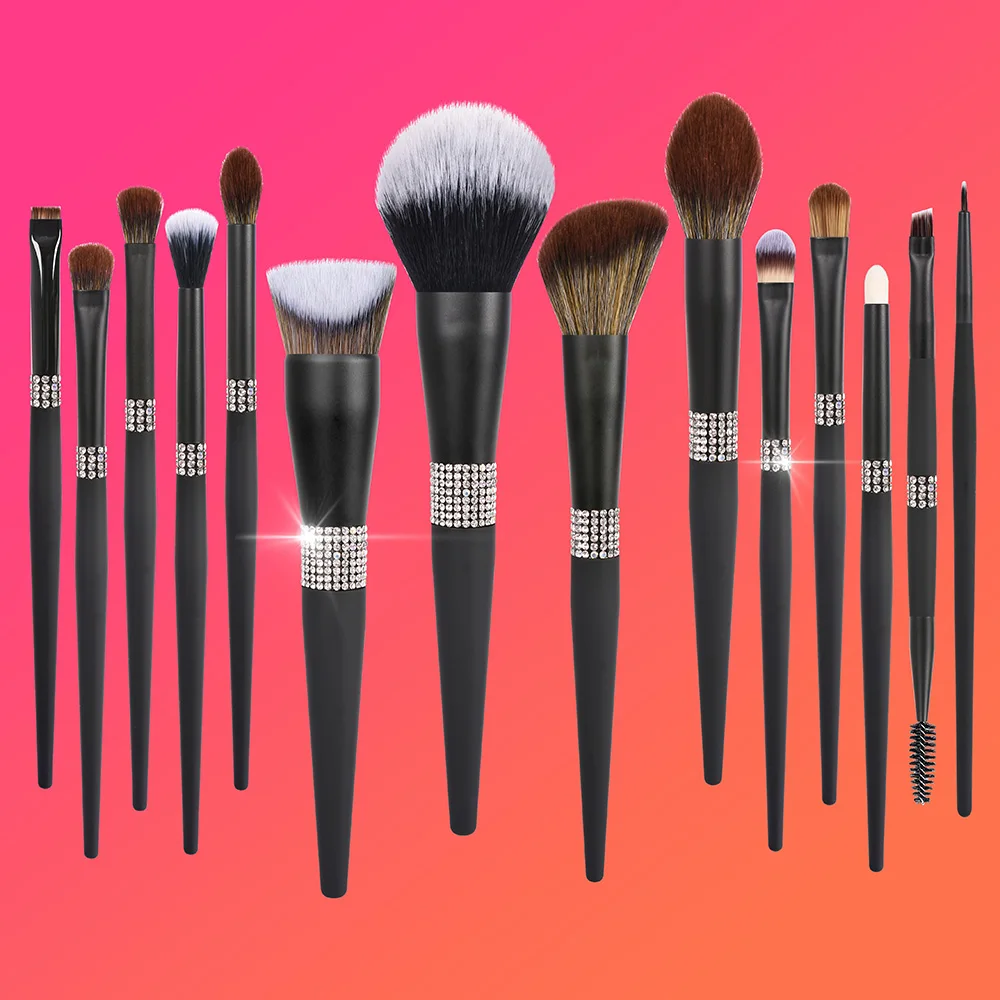 Bueart Luxury glitter 14 pieces Matte black Diamond makeup brushes custom logo set with private label vegan with box package
Bueart Luxury glitter 14 pieces Matte black Diamond makeup brushes custom logo set with private label vegan with box package