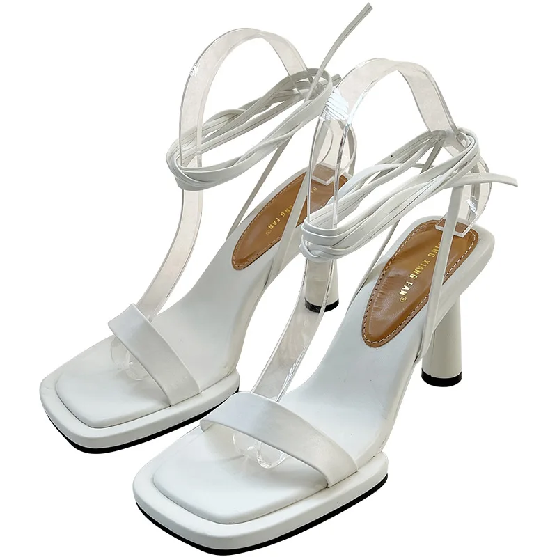 2022 New Women's Stylish High Heeled Open Toe Buckle elegant Ladies Sandals, White,black,hot pink
2022 New Women's Stylish High Heeled Open Toe Buckle elegant Ladies Sandals, White,black,hot pink