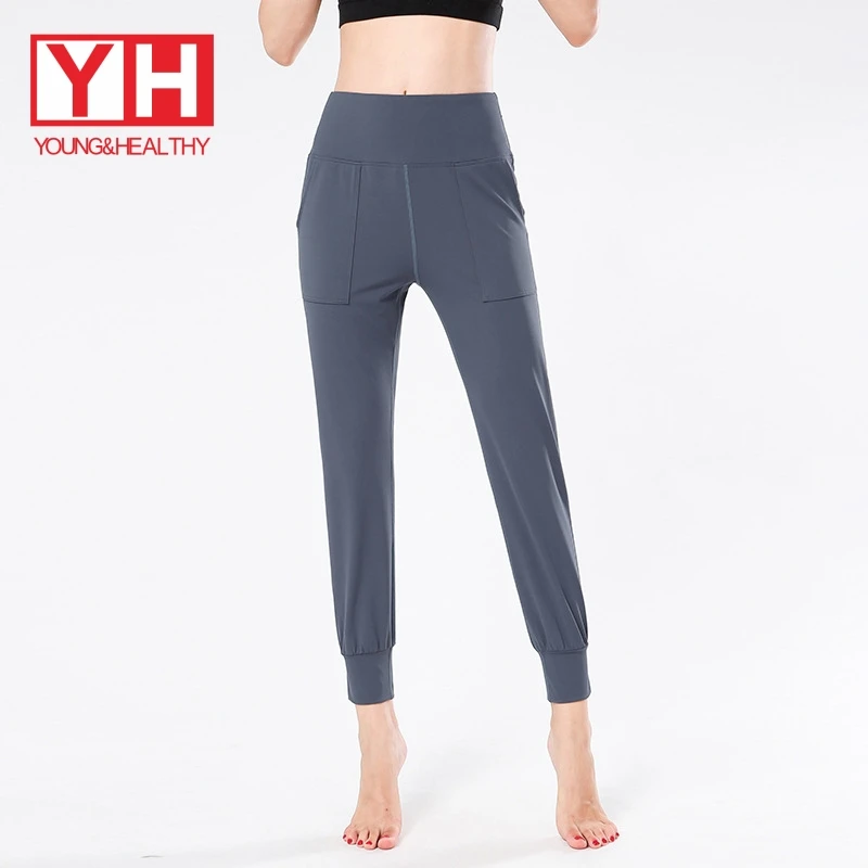 Wholesale In-Stock Rts Hip Lifting Women's Fitness Capri Leggings Sport Pants Yoga Pants
Wholesale In-Stock Rts Hip Lifting Women's Fitness Capri Leggings Sport Pants Yoga Pants