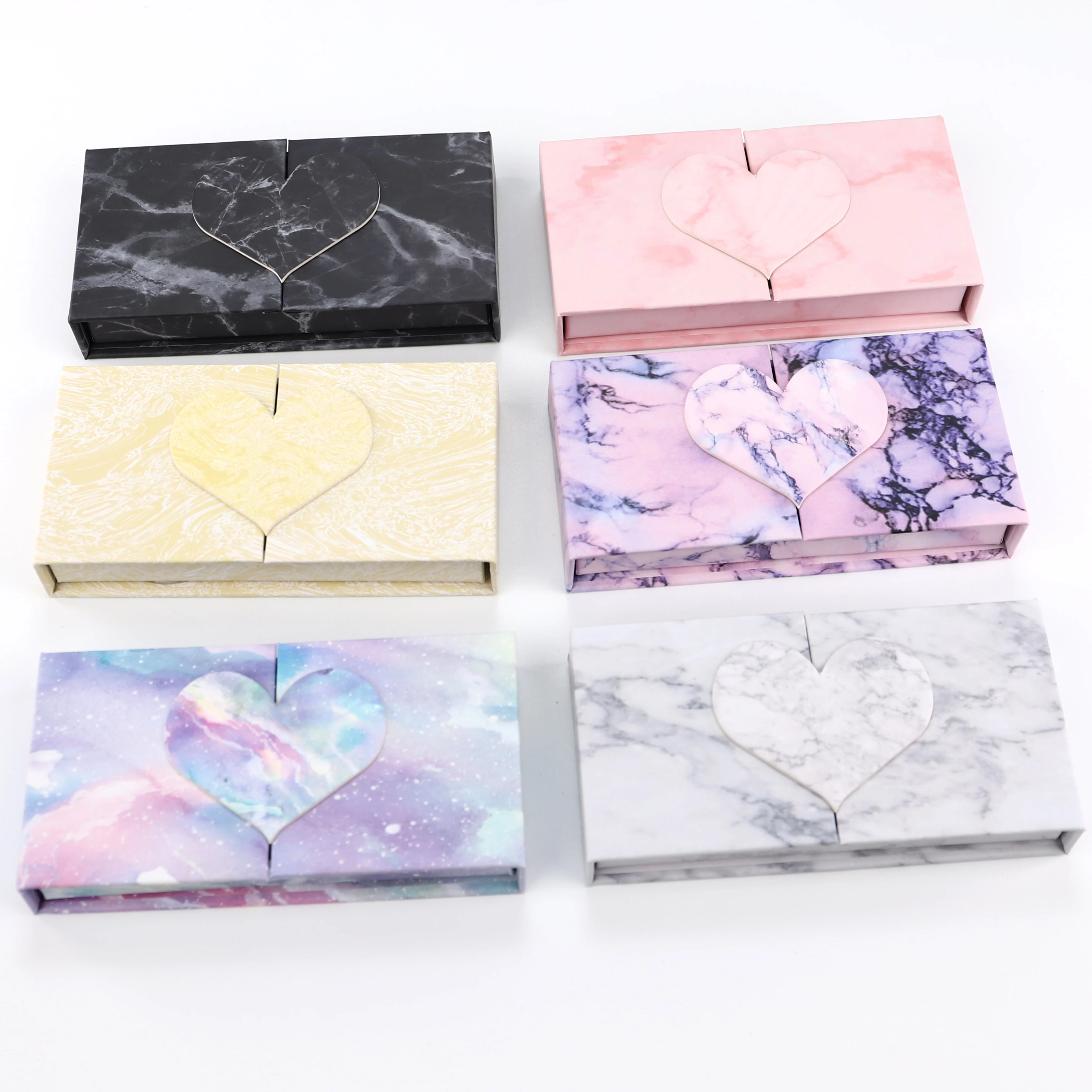 2021 wholesale 6D short mink lashes clear box eyelashes free delivery with New custom packaging
2021 wholesale 6D short mink lashes clear box eyelashes free delivery with New custom packaging