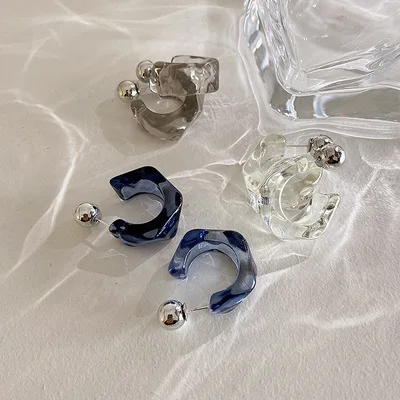 Newest Simple Transparent Geometric Acrylic Earrings Irregular C Resin Stud Earrings For Girls
Newest Simple Transparent Geometric Acrylic Earrings Irregular C Resin Stud Earrings For Girls