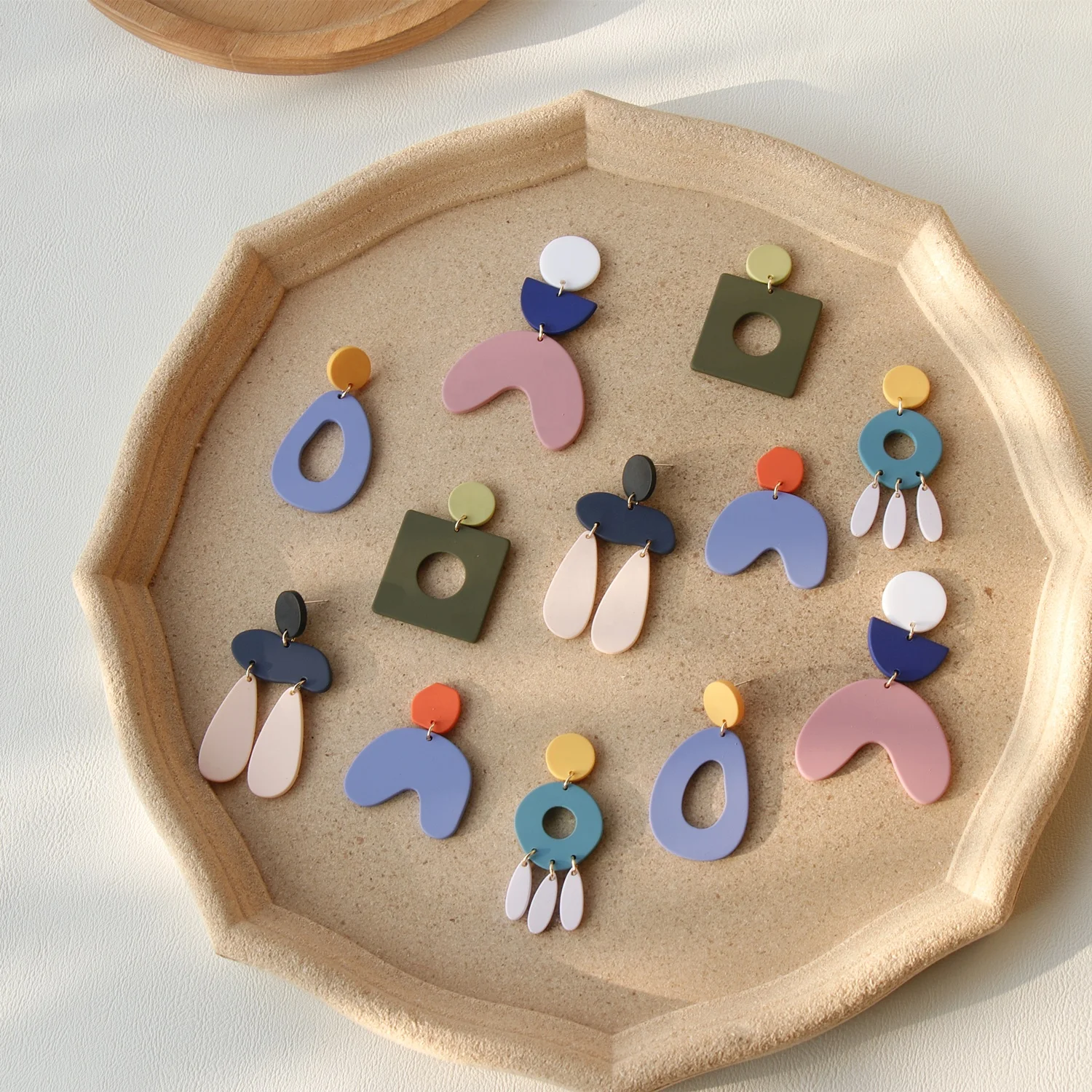 JUHU Multicolor Boutique Boho Clay Paint Contrast Stud Earring For Women Retro Fashion Tourism Acrylic Young Lady Gift Jewelry, Colorful
JUHU Multicolor Boutique Boho Clay Paint Contrast Stud Earring For Women Retro Fashion Tourism Acrylic Young Lady Gift Jewelry, Colorful