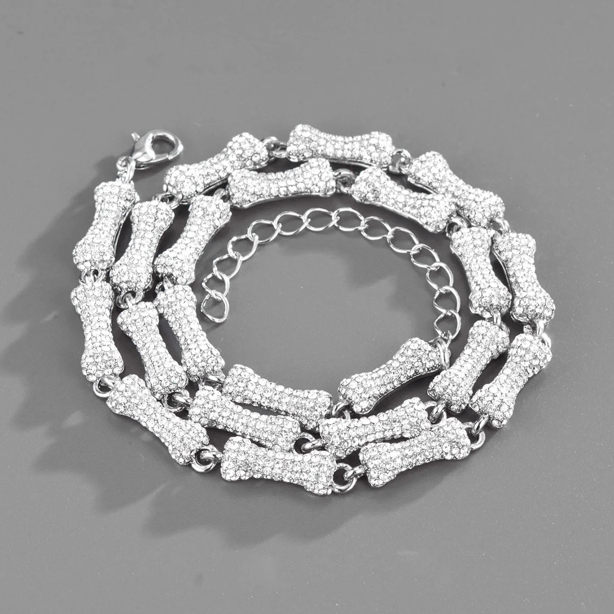 Hip Hop Oversize Full Zircon Rhinestone 6.5mm Wide Bone Shape Cuban Link Chain Gemstone Necklace For Women Men
Hip Hop Oversize Full Zircon Rhinestone 6.5mm Wide Bone Shape Cuban Link Chain Gemstone Necklace For Women Men