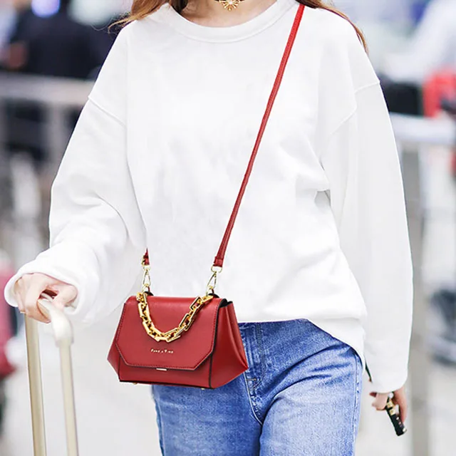Wholesale Pure Color Metal Chain Shoulder Bag High Quality Luxury Ladies One Shoulder Messenger Bag, Customized color
Wholesale Pure Color Metal Chain Shoulder Bag High Quality Luxury Ladies One Shoulder Messenger Bag, Customized color