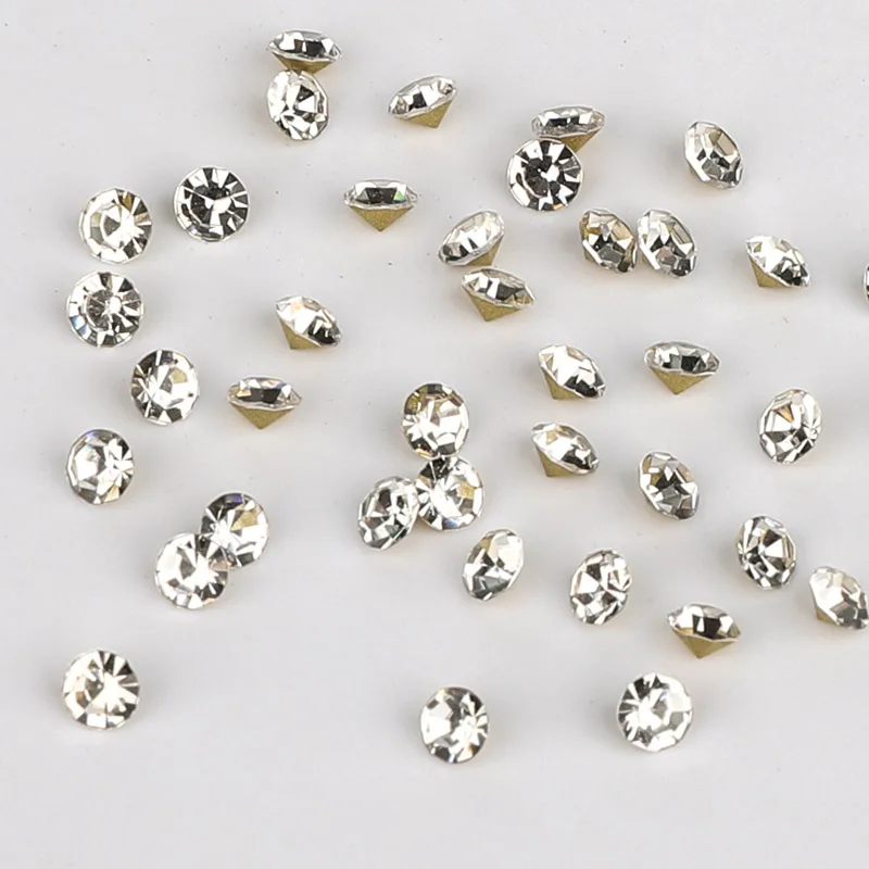 Wholesale Rhinestone Super Shiny Diamond Gross Pack Gold Base Crystal Point Back Crystal Color Rhinestone for DIY Decoration
Wholesale Rhinestone Super Shiny Diamond Gross Pack Gold Base Crystal Point Back Crystal Color Rhinestone for DIY Decoration