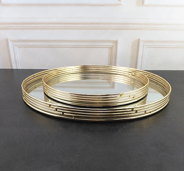 European Gold Glass Vintage Round Metal Storage for Dessert Fruit Plate Makeup Jewelry Mirror Tray Home Kitchen Decor
European Gold Glass Vintage Round Metal Storage for Dessert Fruit Plate Makeup Jewelry Mirror Tray Home Kitchen Decor